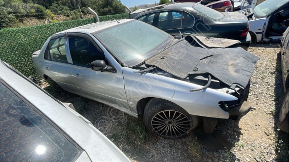 Peugeot 406 sağ arka kapı