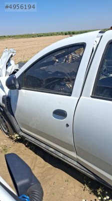 DACİA DUSTER SOL ÖN KAPI ÇIKMA