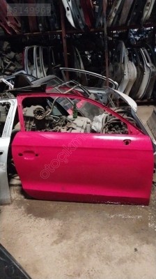 Orj çıkma audi a1 coupe sağ ön kapı