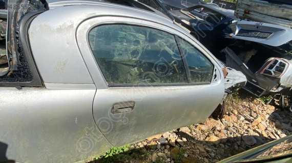 OPEL TİGRA TEK KAPI SAĞ KAPI.OTO ERKAN ÜNYE