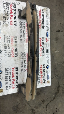 Cupra formentor arka tampon demiri