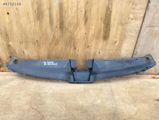 Skoda karoq ön panel üst bakalit 57A853343