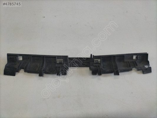 03562 RENAULT TRAFİC RADYATÖR ÜST PLASTİK 2001-2013