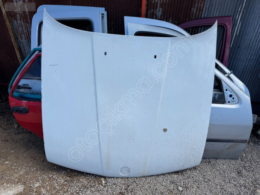 Bmw E34 Ön Kaput Beyaz
