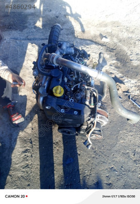 Renault Scenic çıkma dolu motor