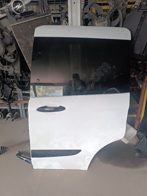 Ford courier sol arka kapı