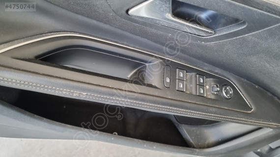 PEUGEOT  3008  2024  MODEL   ÇIKMA   KAPI  DÜĞMELERİ