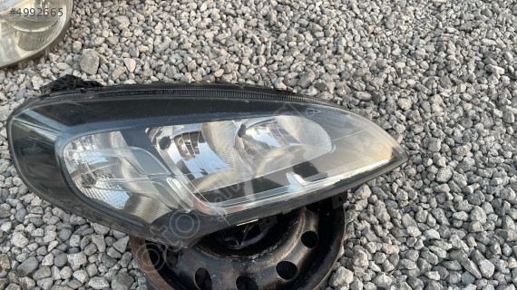 Fiat doblo sağ ön far