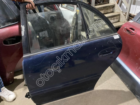 HYUNDAİ SONATA SOL ARKA KAPI DOLU 2000 MODEL ORJİNAL ÇIKMA