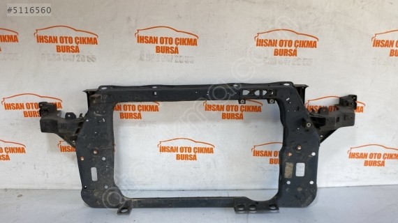 HYUNDAI ix35 2010 2015  Ön Panel 641012Y000