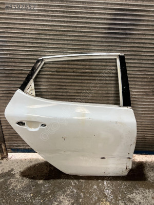 2013 2016 Kia Ceed Çıkma arka sağ kapı