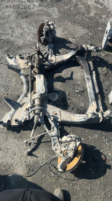 MERCEDES VİTO ÇIKMA TRAVERS