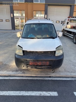 Citroen Berlingo ön kaput