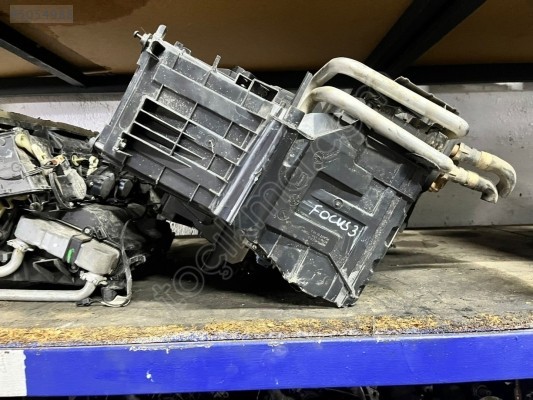 FORD FOCUS 3 KALORİFER KUTUSU