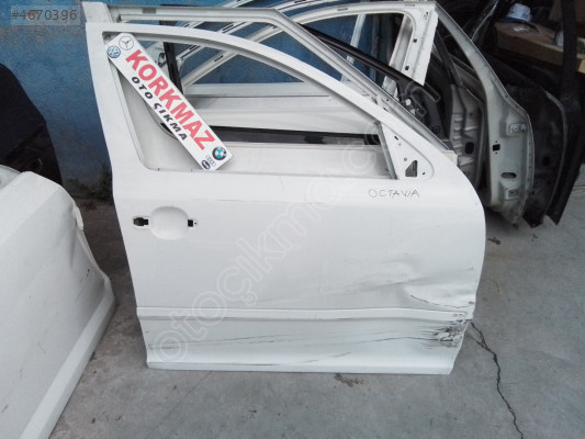 SKODA OCTAVIA SAĞ ÖN KAPI