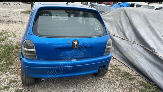 Opel Corsa b bagaj kilidi