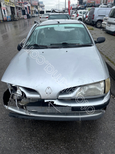 Renault Megane 1 ön kaput