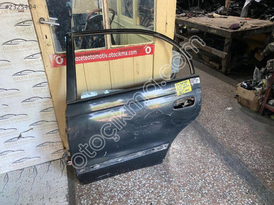 TOYOTA CARİNA SOL ARKA KAPI CAMI 1993-1997 MODEL