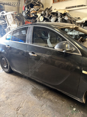 Opel insignia sağ ön kapı dolu çıkma orijinal