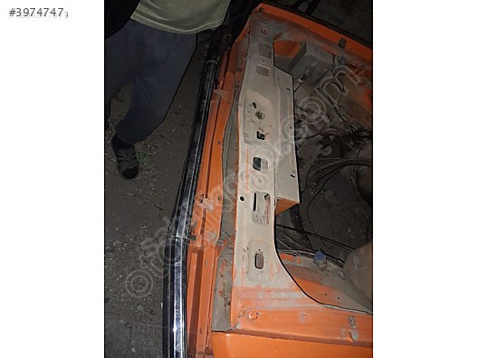 FORD GRANADA ON PANEL