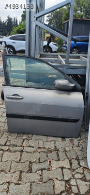 Megane 2 ön sağ kapı