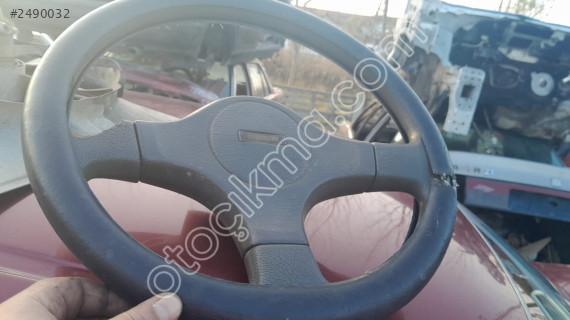 Mazda 626  direksiyon simidi yedek parça