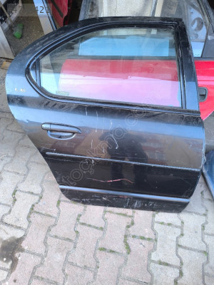 Chrysler Stratus sağ arka kapı