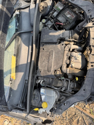 Ford fusion Arka sol çamurluk