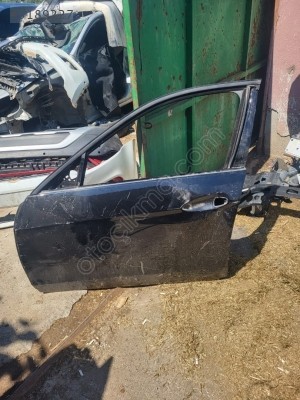 mercedes e serısı w212 orjınal çıkma sol ön kapı ee