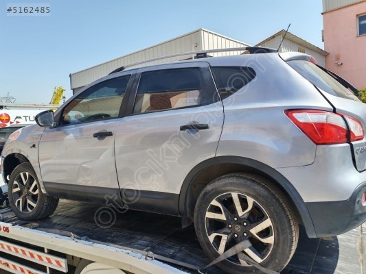 Nissan Qashqai J10 Sol Arka Kapı Camı 2008-2013 Model