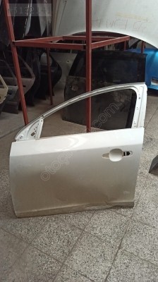 09-17 volvo s60 sol ön kapı