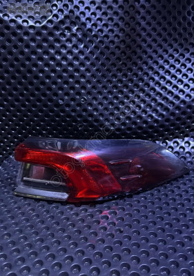 TOYOTA COROLLA SAĞ STOP