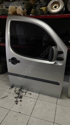DOBLO SAĞ ÖN DOLU KAPI ÇIKMA ORJİNAL