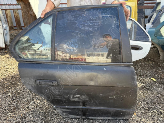 BMW 5 SERİSİ SAĞ ARKA KAPI CAMI , BMW E34 SAĞ ARKA KAPI CAMI