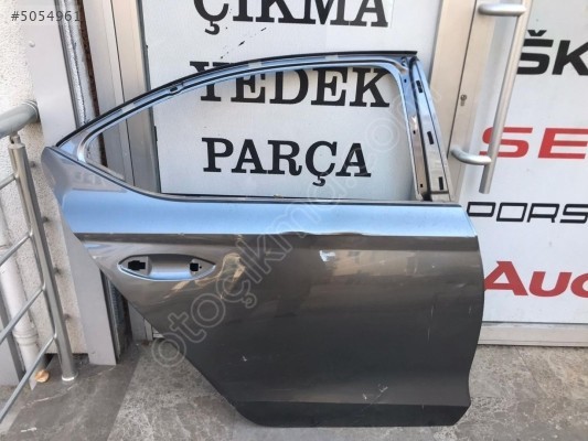 SKODA OCTAVİA SAĞ ARKA KAPI 2021 2025