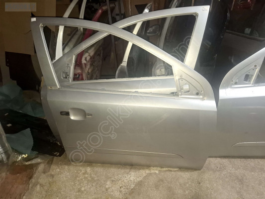 ÖZMEN OPEL ASTRA H ÇIKMA SAĞ ÖN KAPI