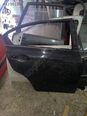 Honda civic fd6 sağ arka kapı