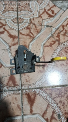 Fiat Doblo 4 kaput kilidi