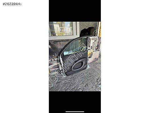 Nissan micra hatasız sağ ön kapı döşemesi