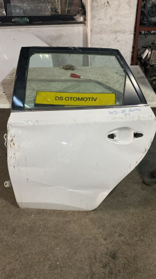 2013-2018 TOYOTA AURIS SW SOL ARKA KAPI
