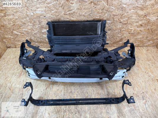 VOLVO V40 ÖN PANEL