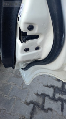 ford fiesta sağ arka kapı kilidi