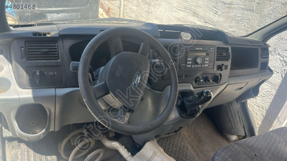 Ford transit çıkma dolu ön göğüs