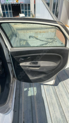 Fiat linea sağ arka kapı döşemesi