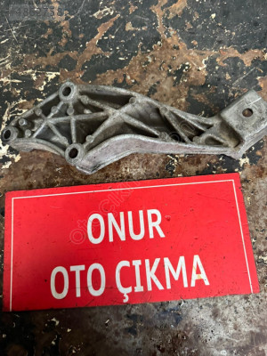 Peugeot  306 motor kulağı