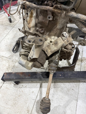 MAZDA 323 SAG SOL AKS