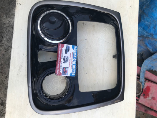 DACİA STEPWAY TEYP ÇERÇEVESİ