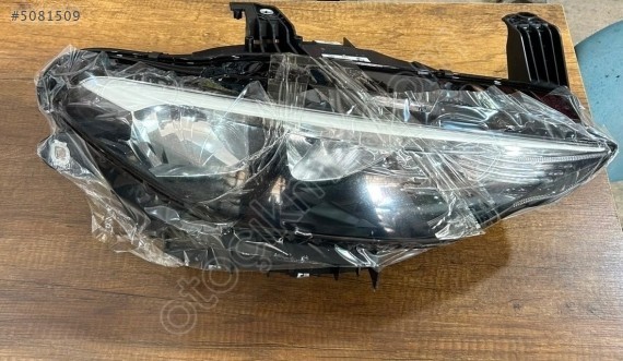 Fiat EGEA orijinal sağ ön far
