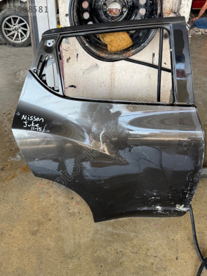 Nissan juke sağ arka kapı