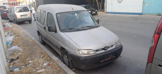 PEUGEOT PARTNER SAĞ YAN SİNYAL
